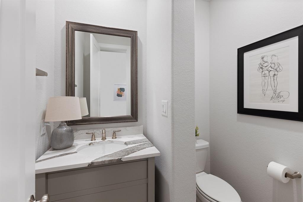 27 Dawning Flower Drive, Tomball, Texas image 10
