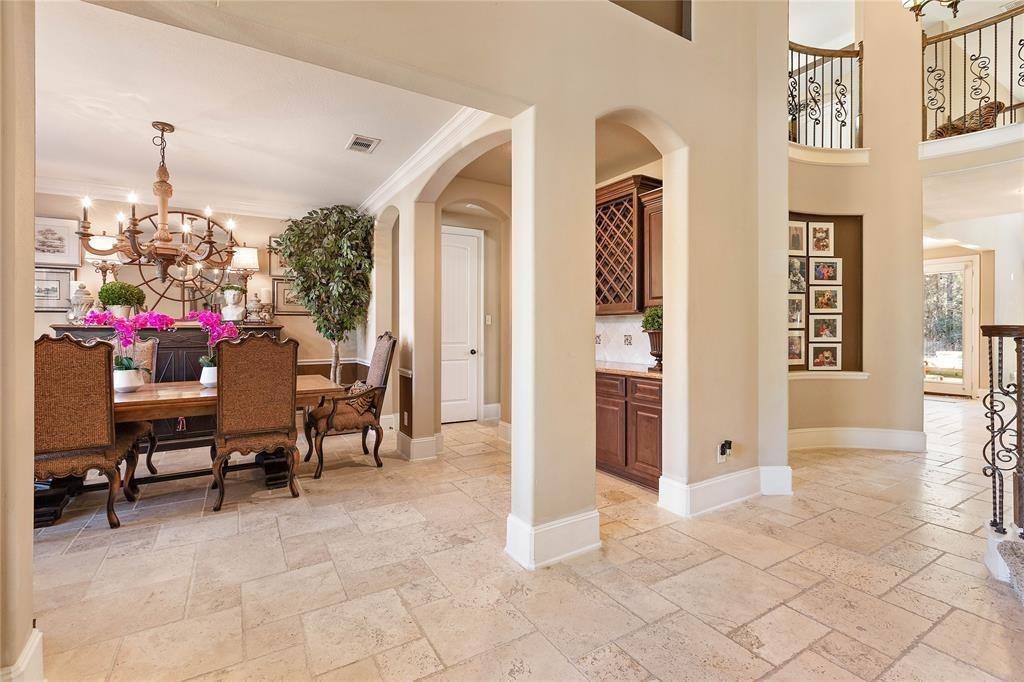 87 S Almondell Circle, The Woodlands, Texas image 12