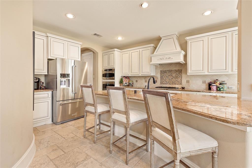 87 S Almondell Circle, The Woodlands, Texas image 7