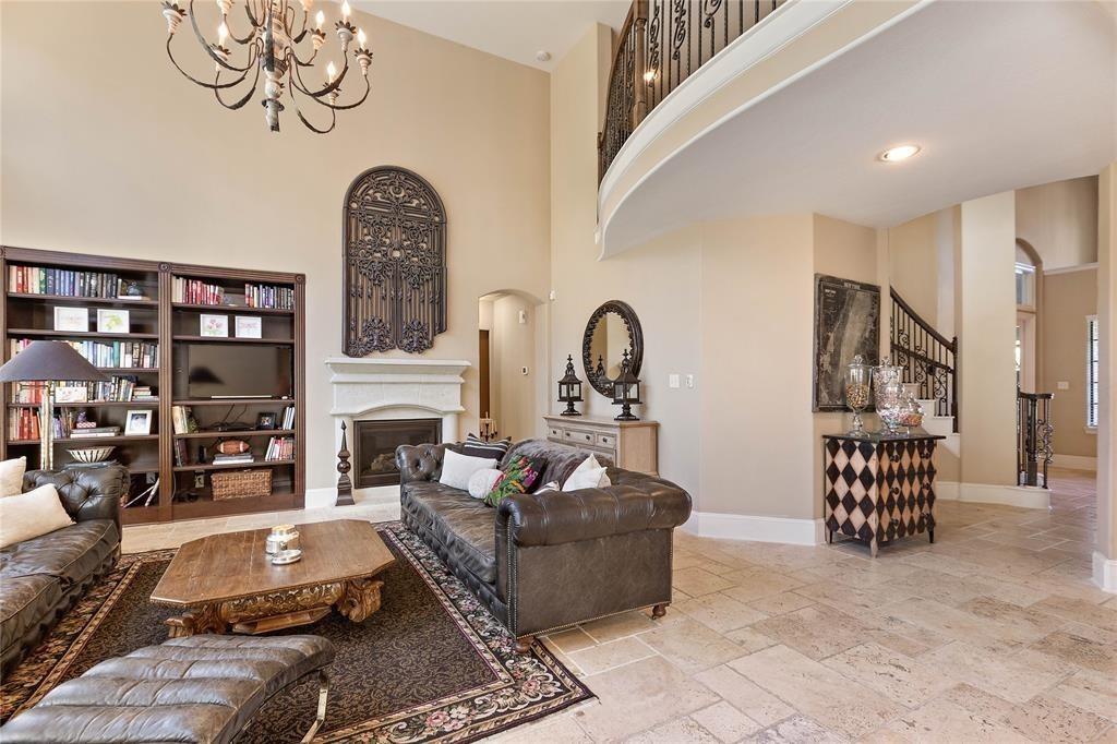 87 S Almondell Circle, The Woodlands, Texas image 17