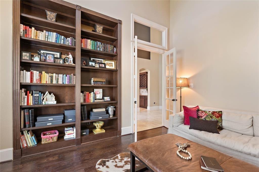 87 S Almondell Circle, The Woodlands, Texas image 15