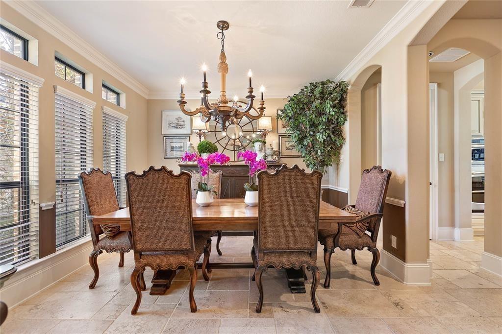 87 S Almondell Circle, The Woodlands, Texas image 13