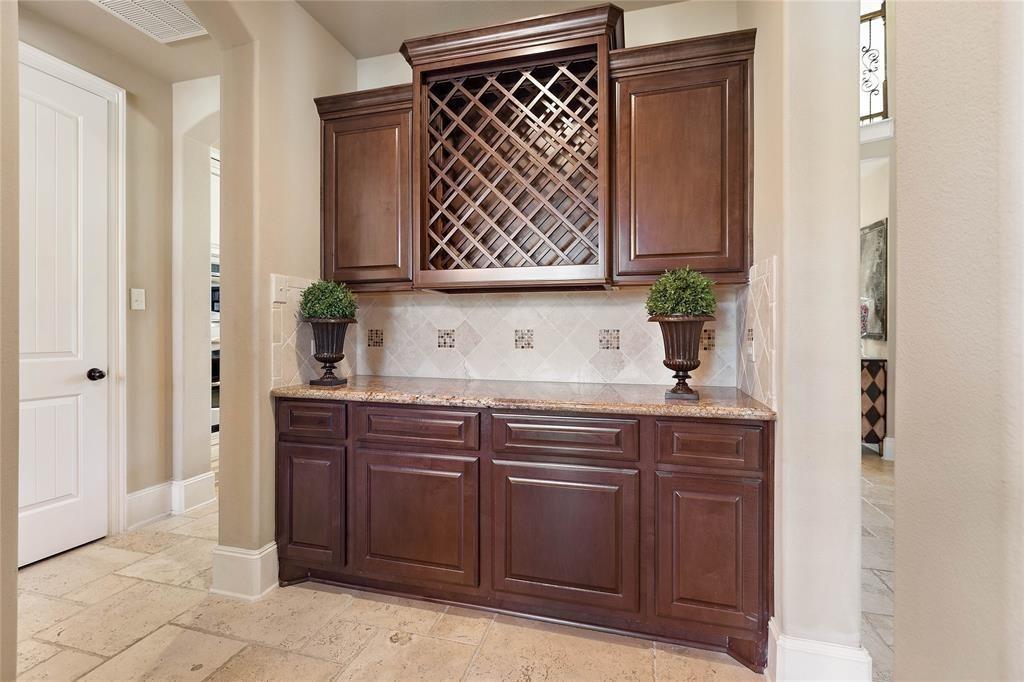 87 S Almondell Circle, The Woodlands, Texas image 14