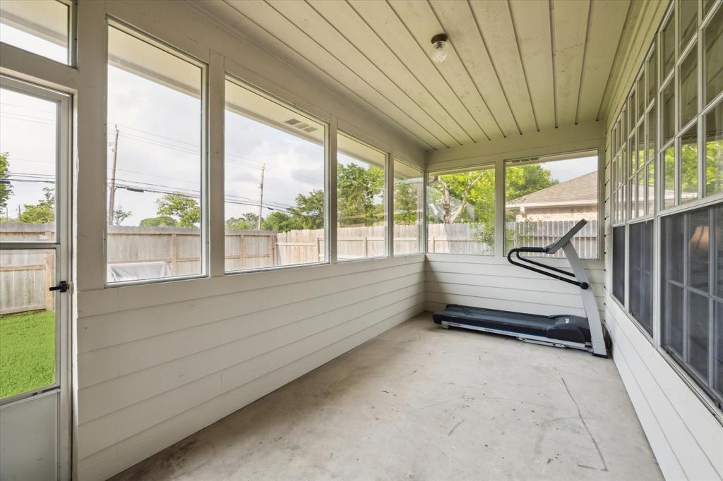 510 Kingston Court, Deer Park, Texas image 28