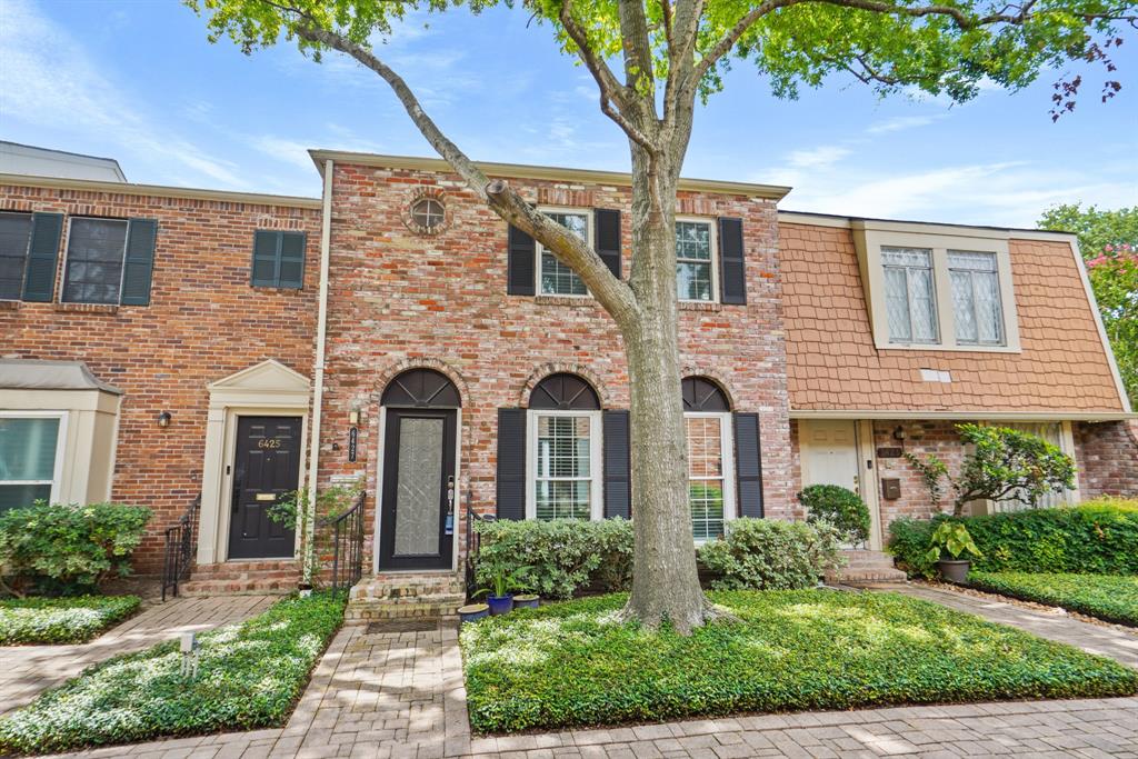 View Houston, TX 77057 condo