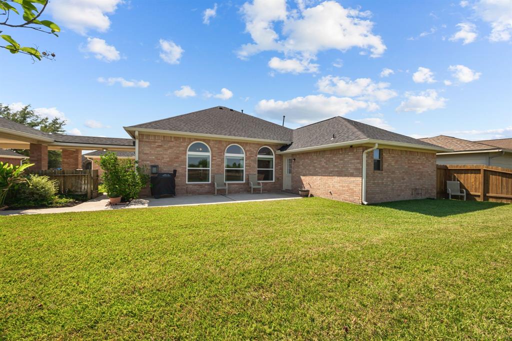 2815 Surrey Circle, Manvel, Texas image 17