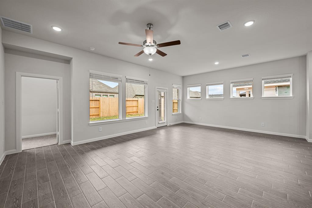 27118 Spearbract Hollow Trail, Hockley, Texas image 32