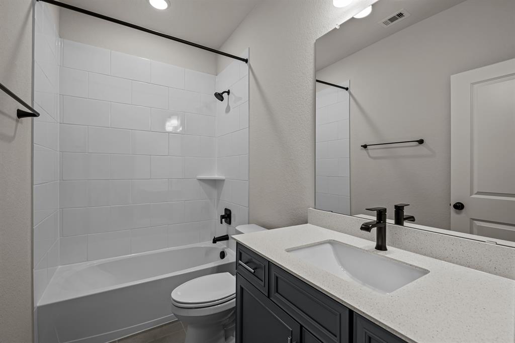 27118 Spearbract Hollow Trail, Hockley, Texas image 13