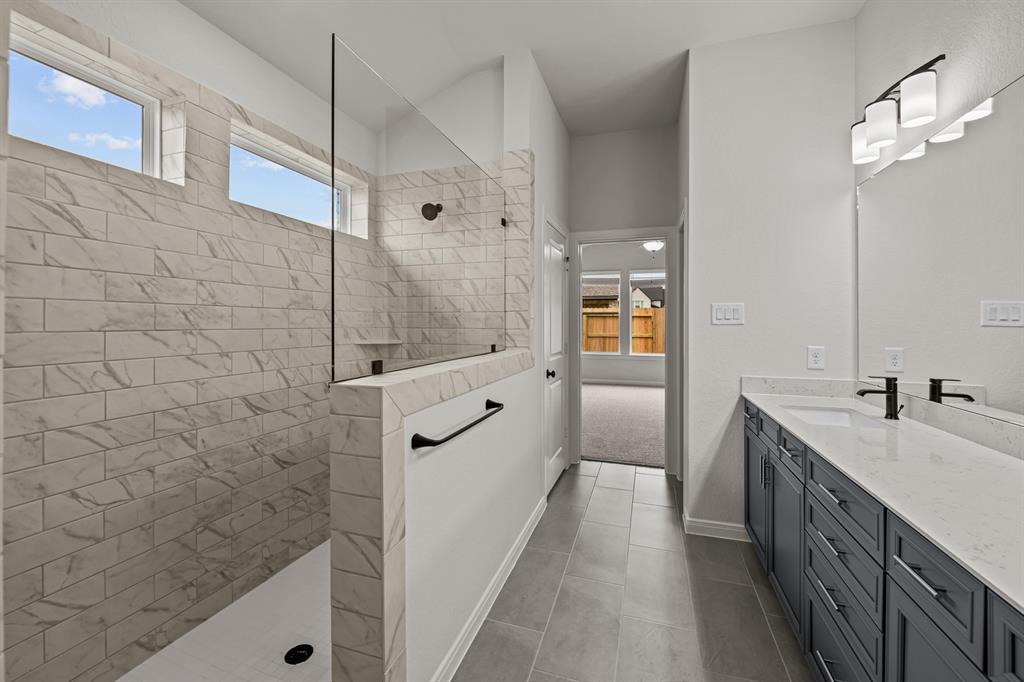 27118 Spearbract Hollow Trail, Hockley, Texas image 37