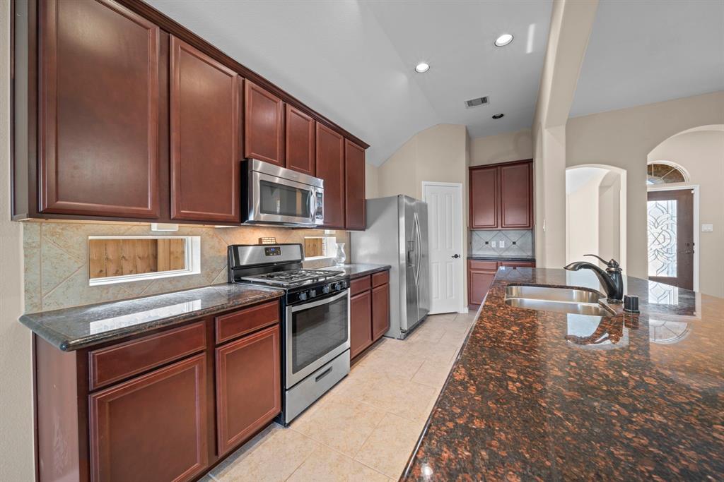 1510 Nacogdoches Valley Drive, League City, Texas image 6