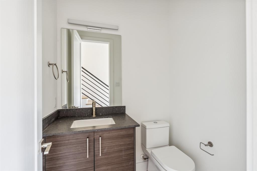 111 E 32nd Street #A, Houston, Texas image 12