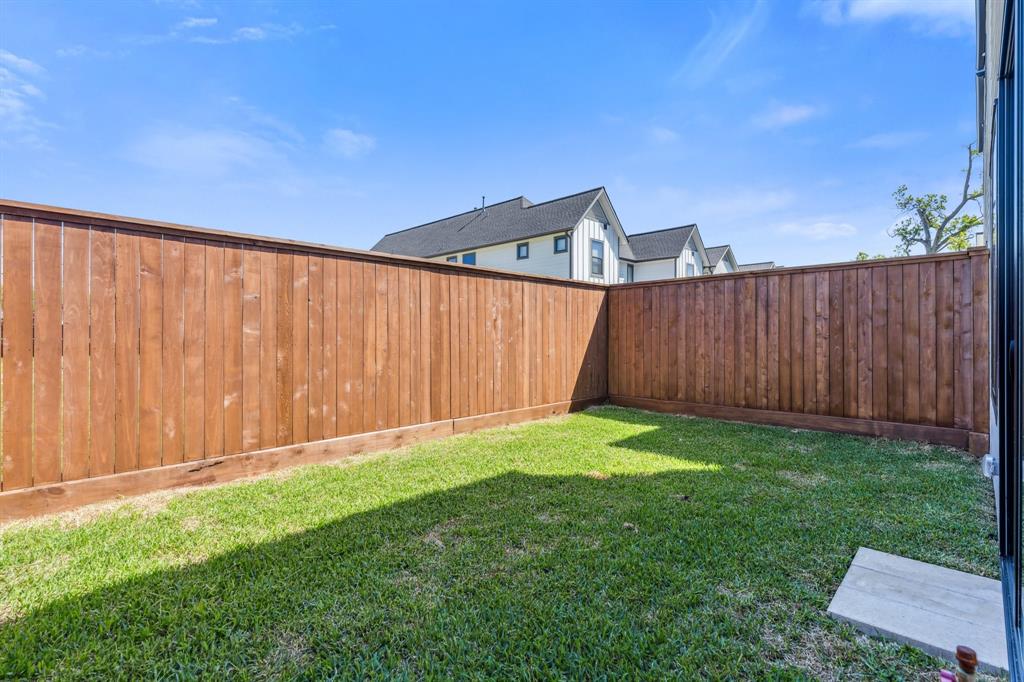 111 E 32nd Street #A, Houston, Texas image 29