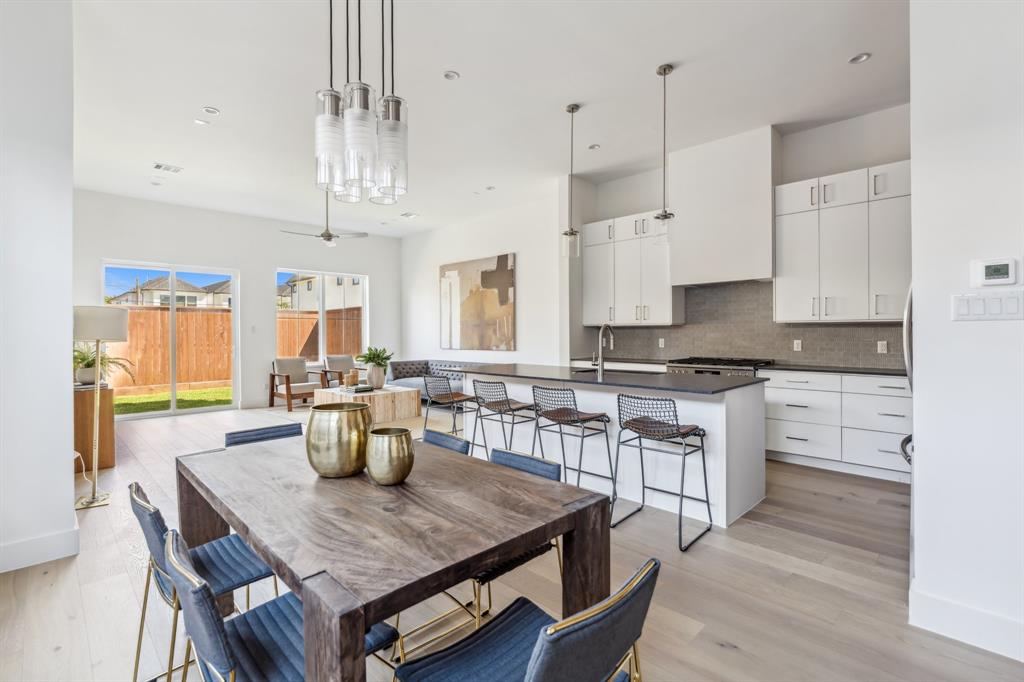 111 E 32nd Street #A, Houston, Texas image 5