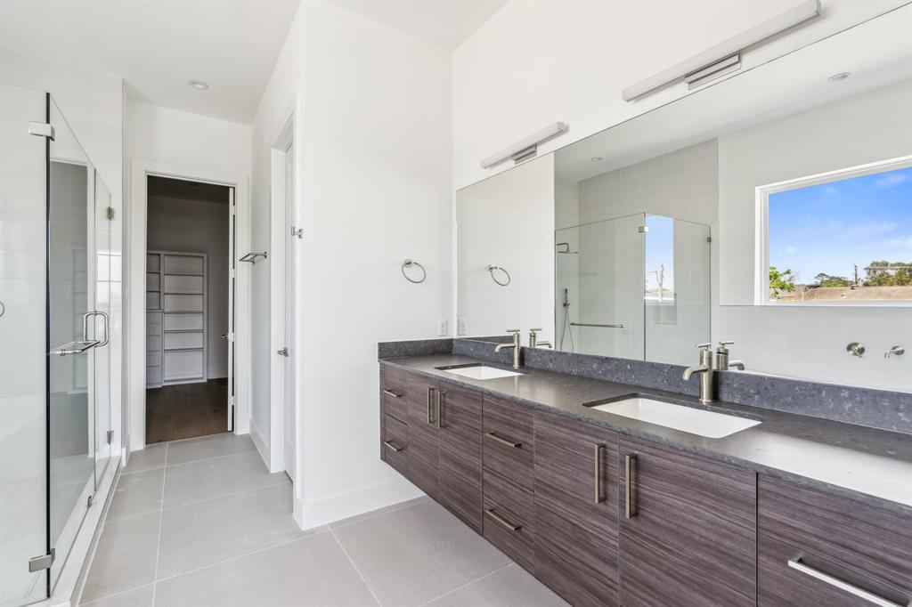 111 E 32nd Street #A, Houston, Texas image 18