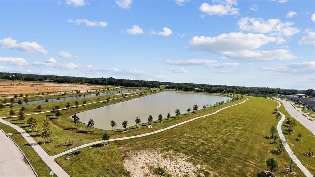 1001 Bluegill Lane, Alvin, Texas image 14