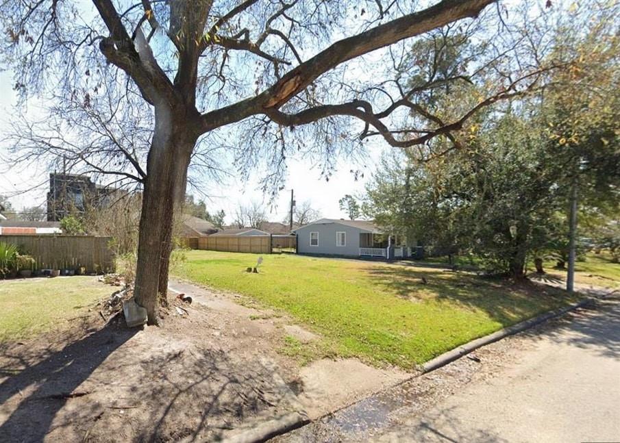 2267 Des Jardines Street, Houston, Texas image 3