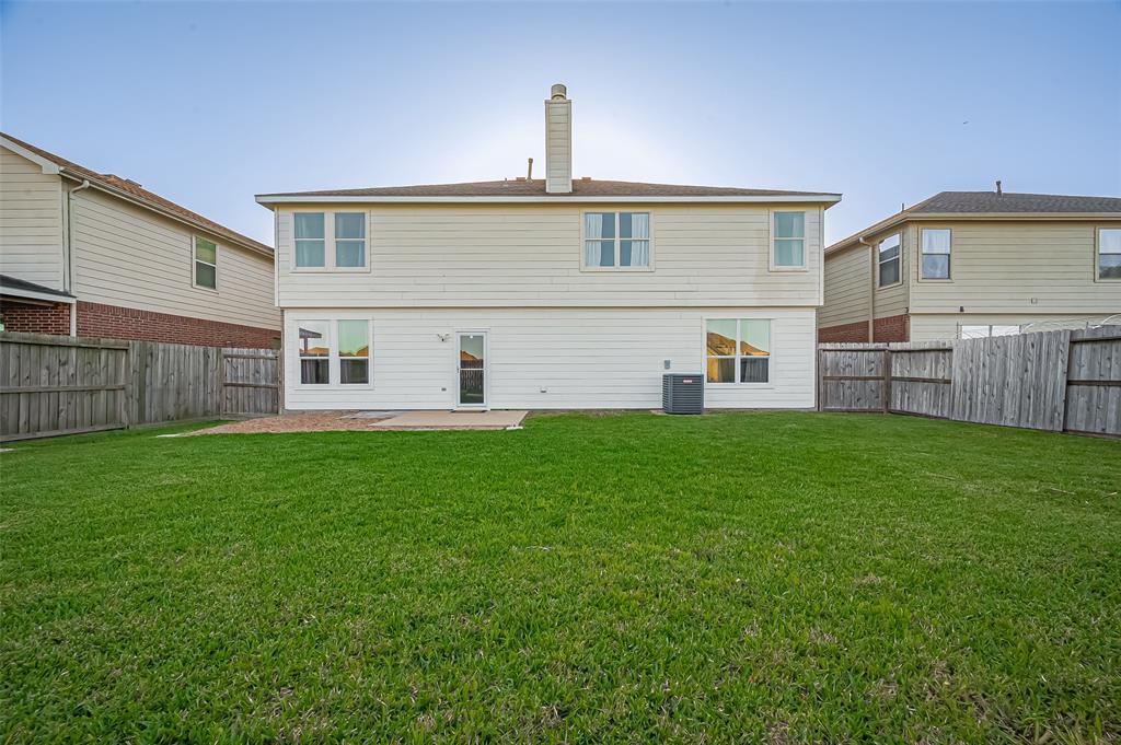 2715 Coyote Trail Drive, Missouri City, Texas image 20