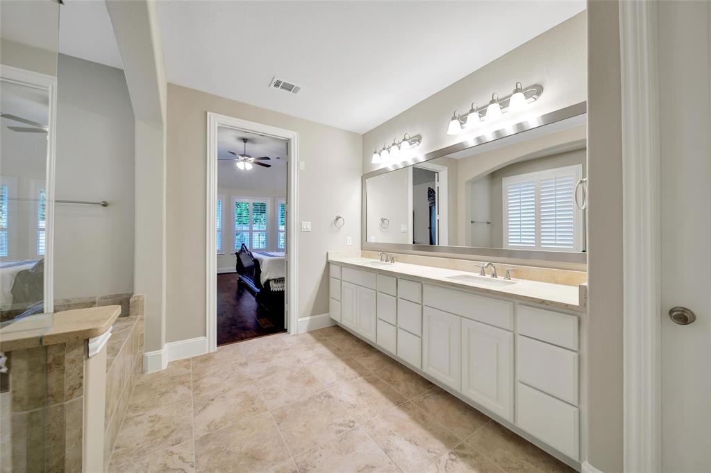 13602 Rollins Green Lane, Cypress, Texas image 20