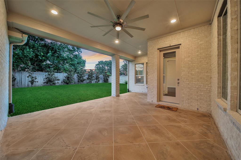13602 Rollins Green Lane, Cypress, Texas image 31