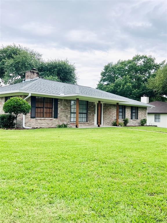 1600 Leslie D Lane, Brenham, Texas image 1