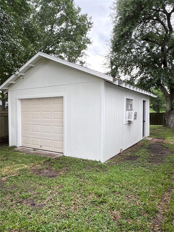 1600 Leslie D Lane, Brenham, Texas image 33