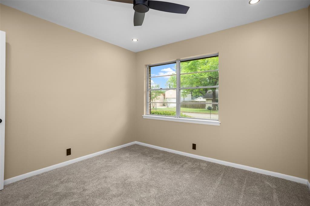 106 Rosewood Drive, Crockett, Texas image 16