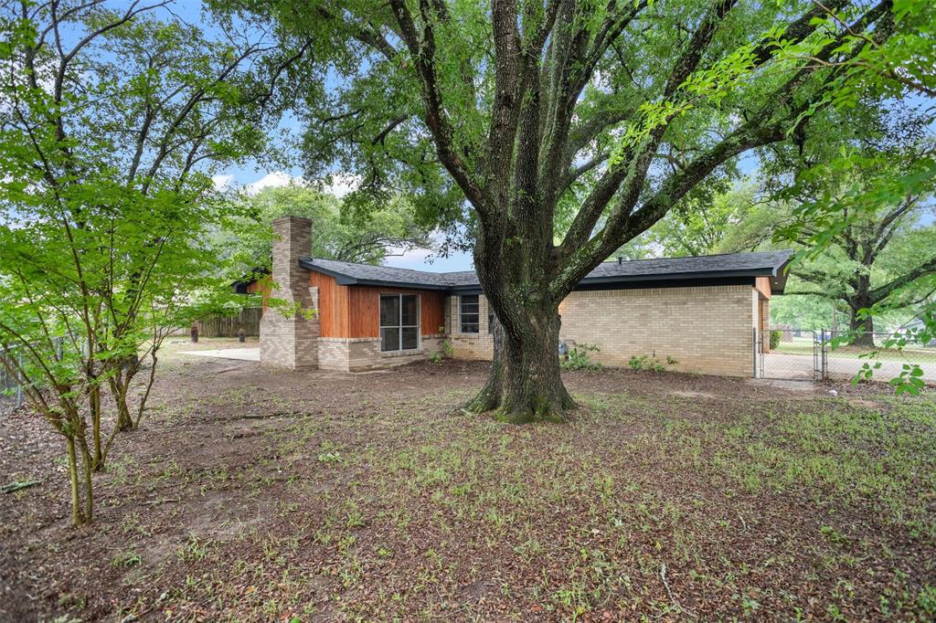 106 Rosewood Drive, Crockett, Texas image 23