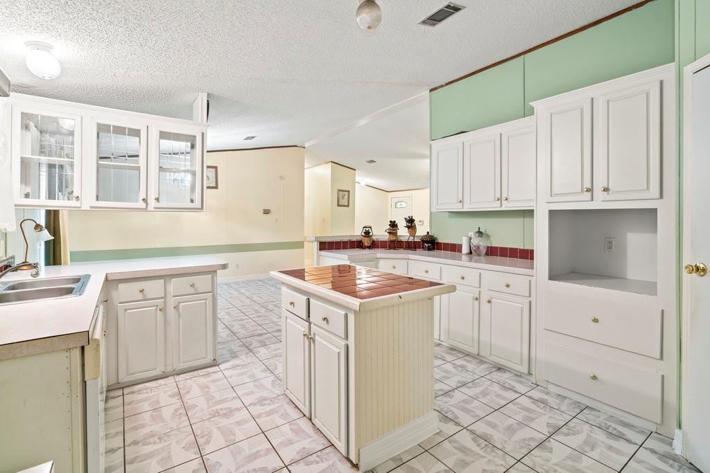 16607 E Crosby Street, Crosby, Texas image 11