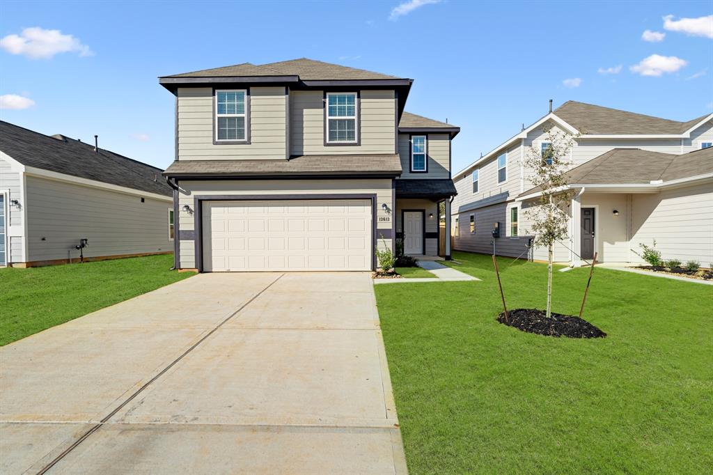13613 Goldeye Drive, Conroe, Texas image 1
