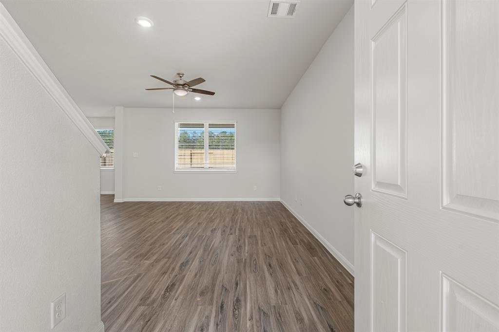 13613 Goldeye Drive, Conroe, Texas image 2