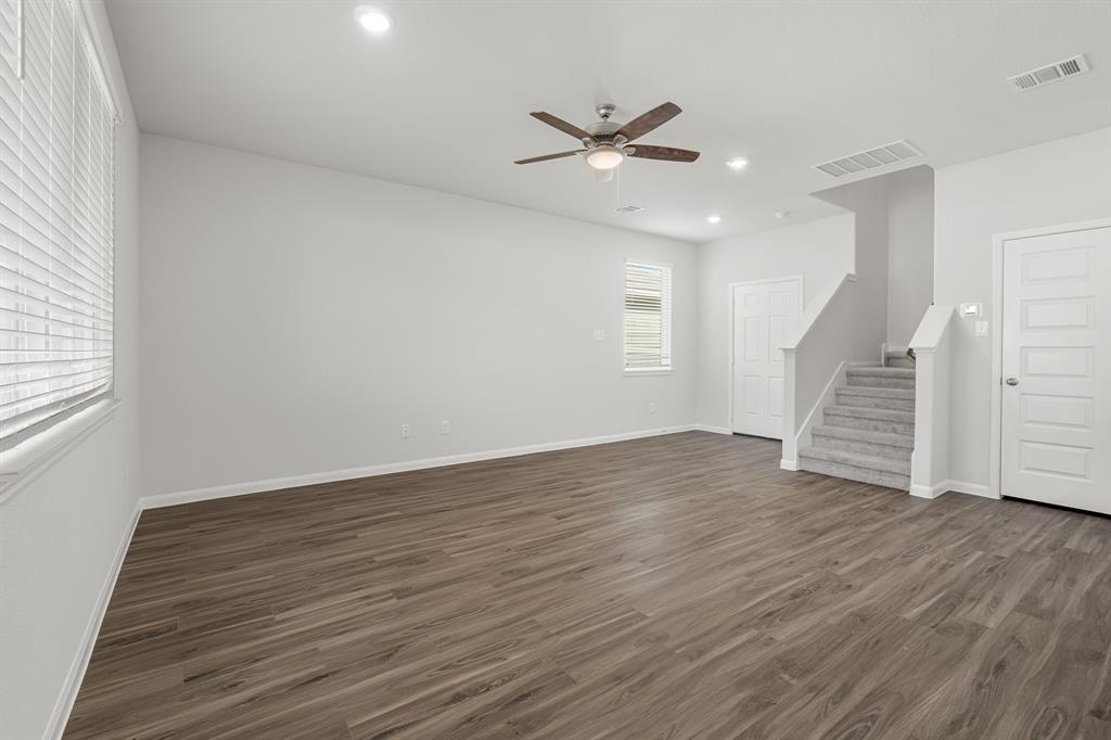 13613 Goldeye Drive, Conroe, Texas image 6
