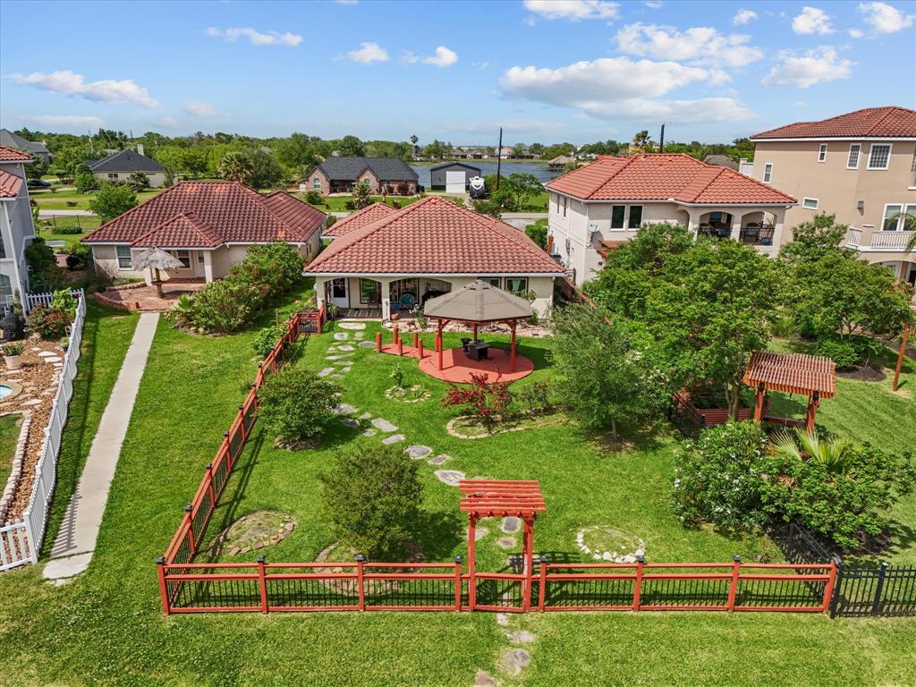 2763 Broadway Street Street, San Leon, Texas image 10