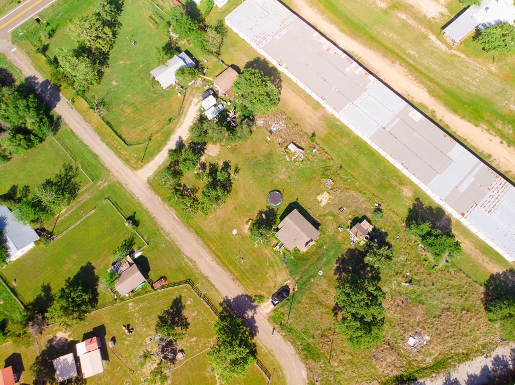 103 Leaning Oaks Street, Somerville, Texas image 3