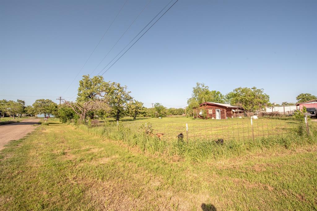 103 Leaning Oaks Street, Somerville, Texas image 27
