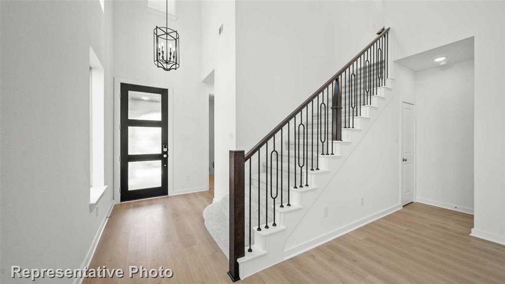 26413 East Skylight Brook Circle, Montgomery, Texas image 5