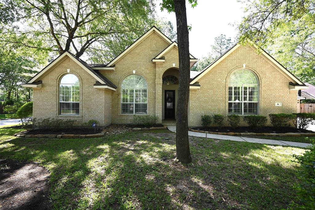 38 S Linton Ridge Circle, The Woodlands, Texas image 1