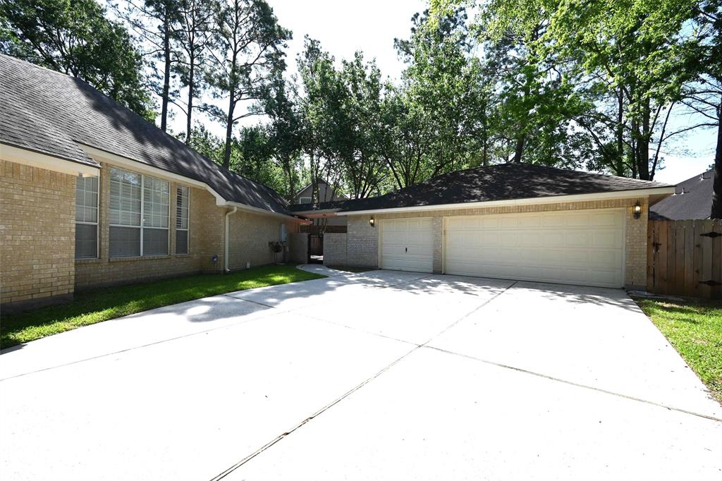 38 S Linton Ridge Circle, The Woodlands, Texas image 43