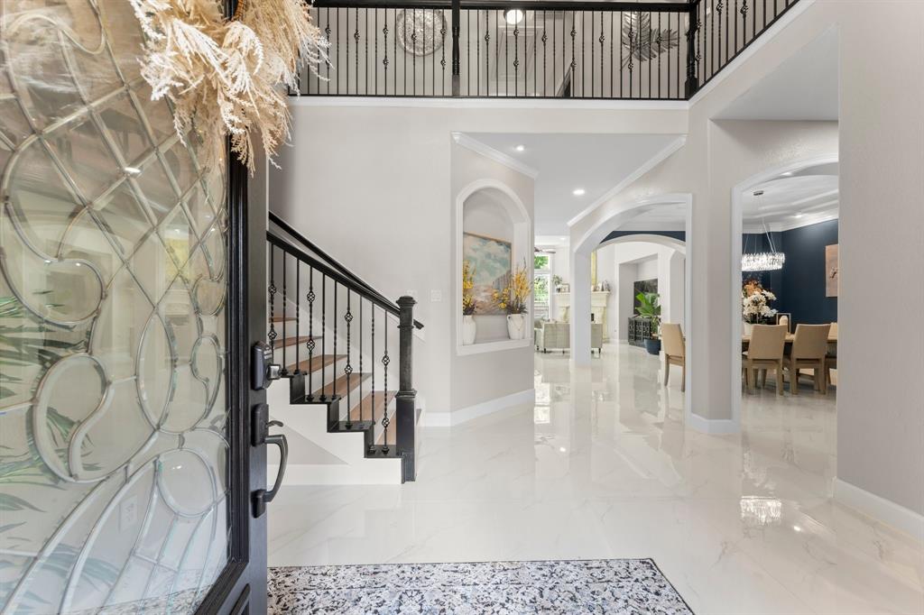 2 N Bantam Woods Circle