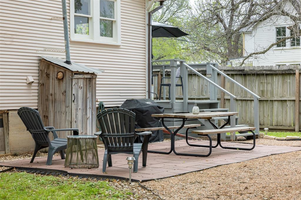 261 N Water Street, La Grange, Texas image 23
