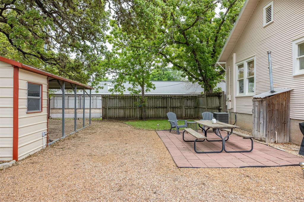 261 N Water Street, La Grange, Texas image 26