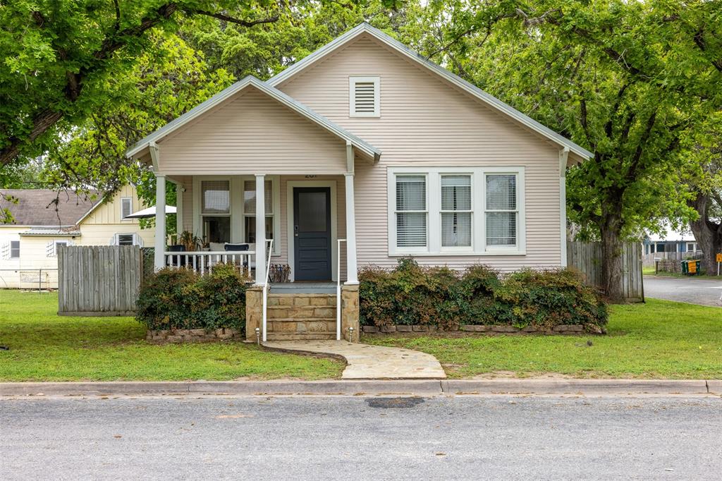 261 N Water Street, La Grange, Texas image 1