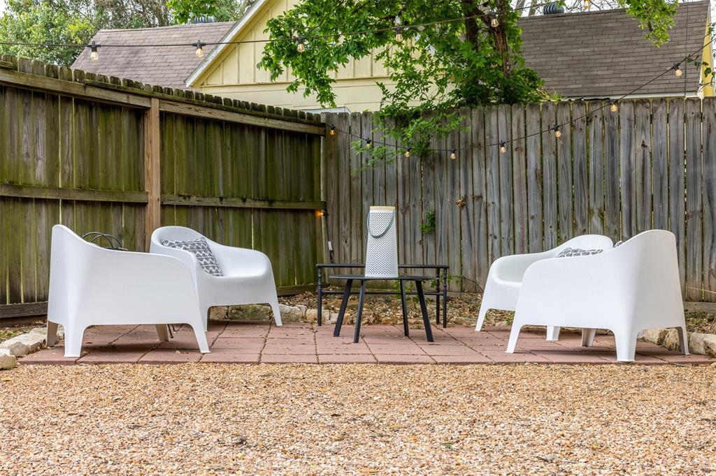261 N Water Street, La Grange, Texas image 21