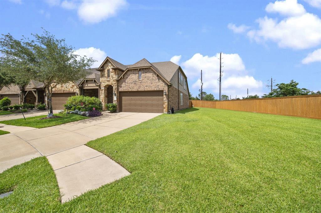 24106 Tapa Springs Lane, Katy, Texas image 2