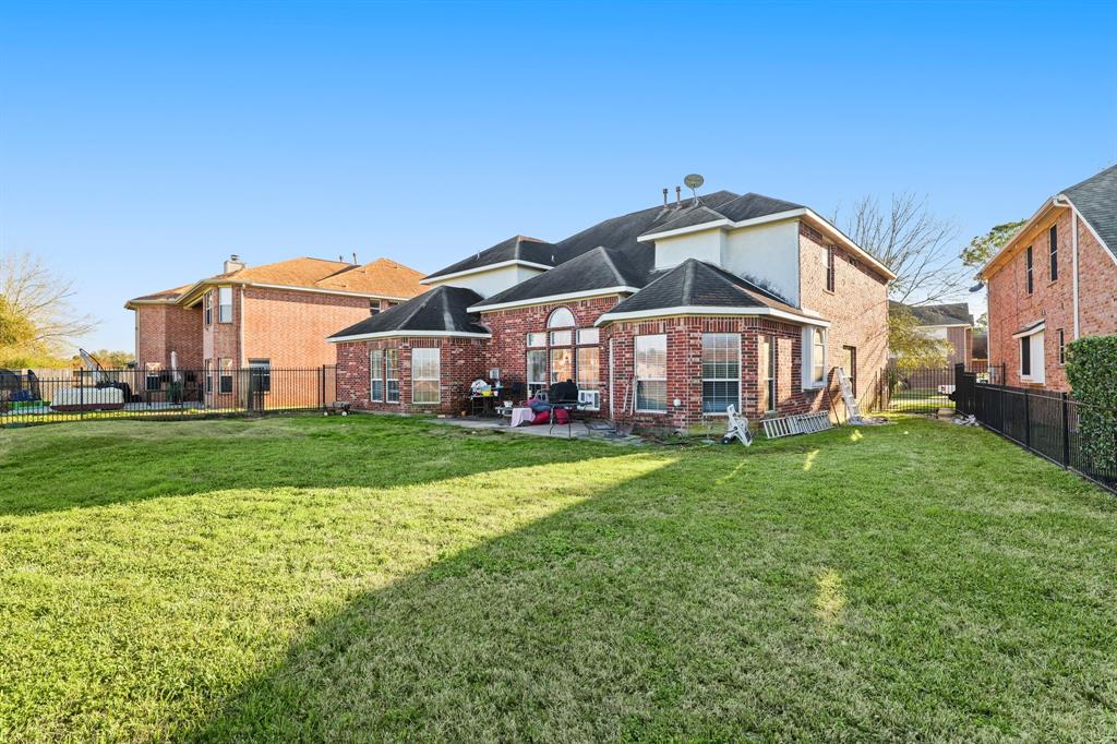 10134 Pine Flats Drive, Houston, Texas image 36