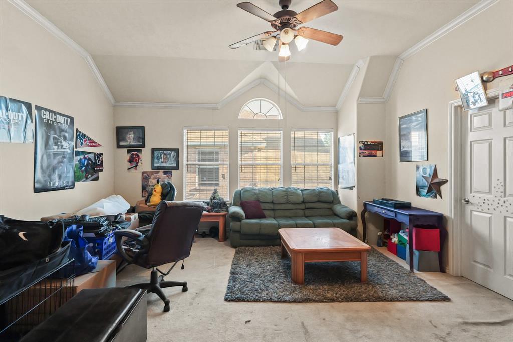 10134 Pine Flats Drive, Houston, Texas image 22