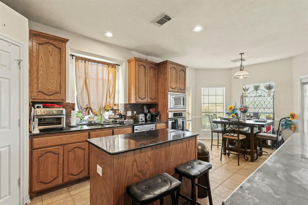 10134 Pine Flats Drive, Houston, Texas image 11