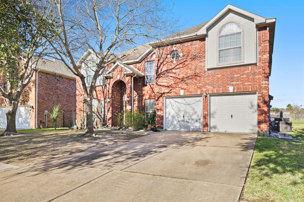 10134 Pine Flats Drive, Houston, Texas image 1