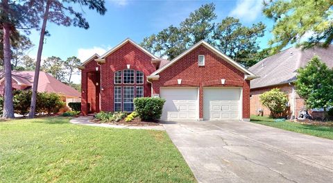 Single Family Residence in Cypress TX 11915 Amyford Bend.jpg