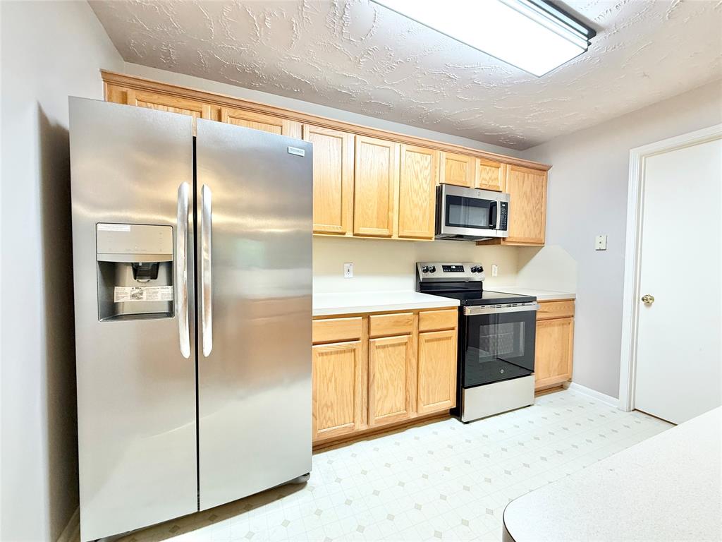 8051 Bay Branch Drive #424, The Woodlands, Texas image 11