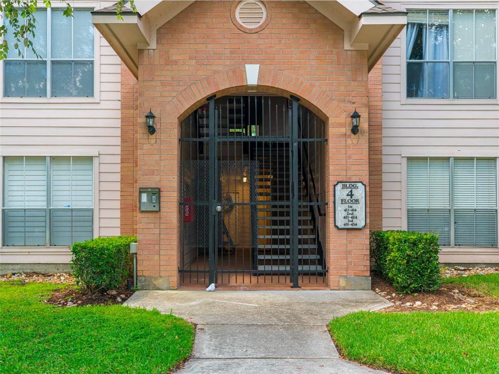 8051 Bay Branch Drive 424